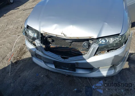 2005 Acura Tsx from USA, damaged, VIN JH4CL96875C000121